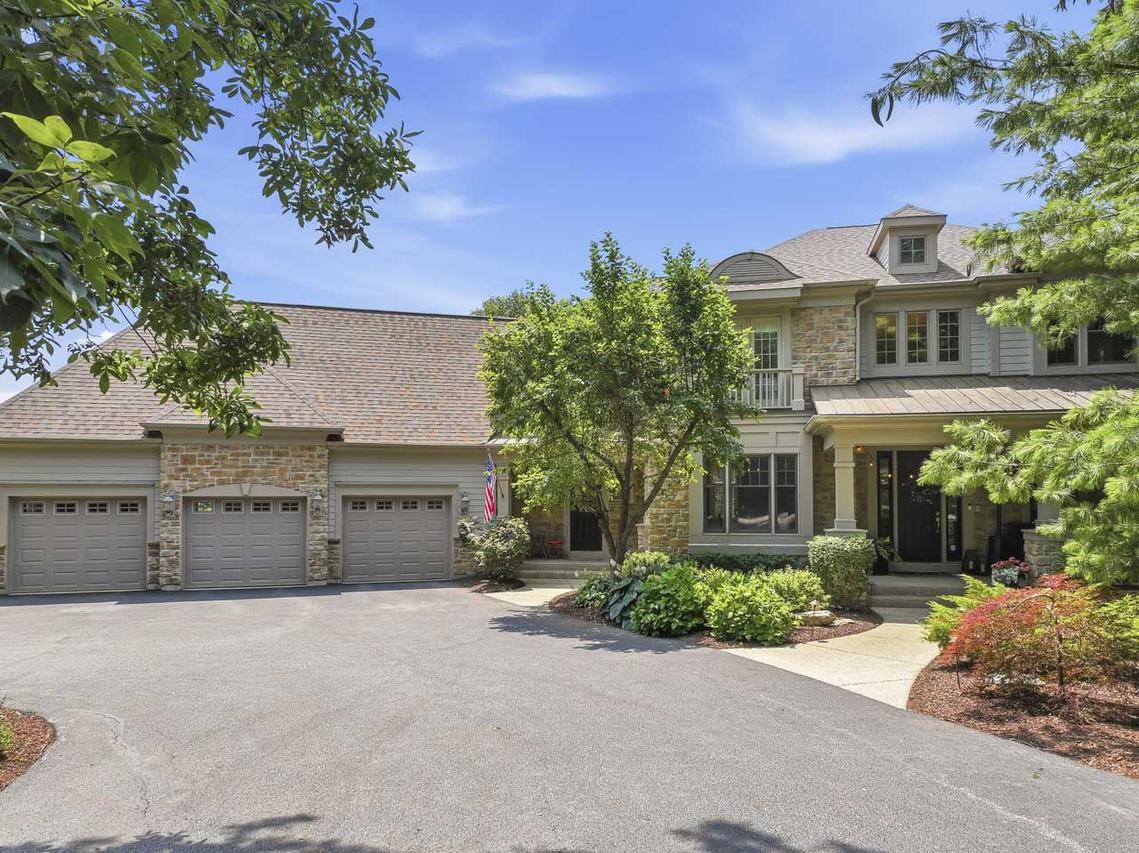 24145 W Milton Rd., Hawthorn Woods, IL 60047