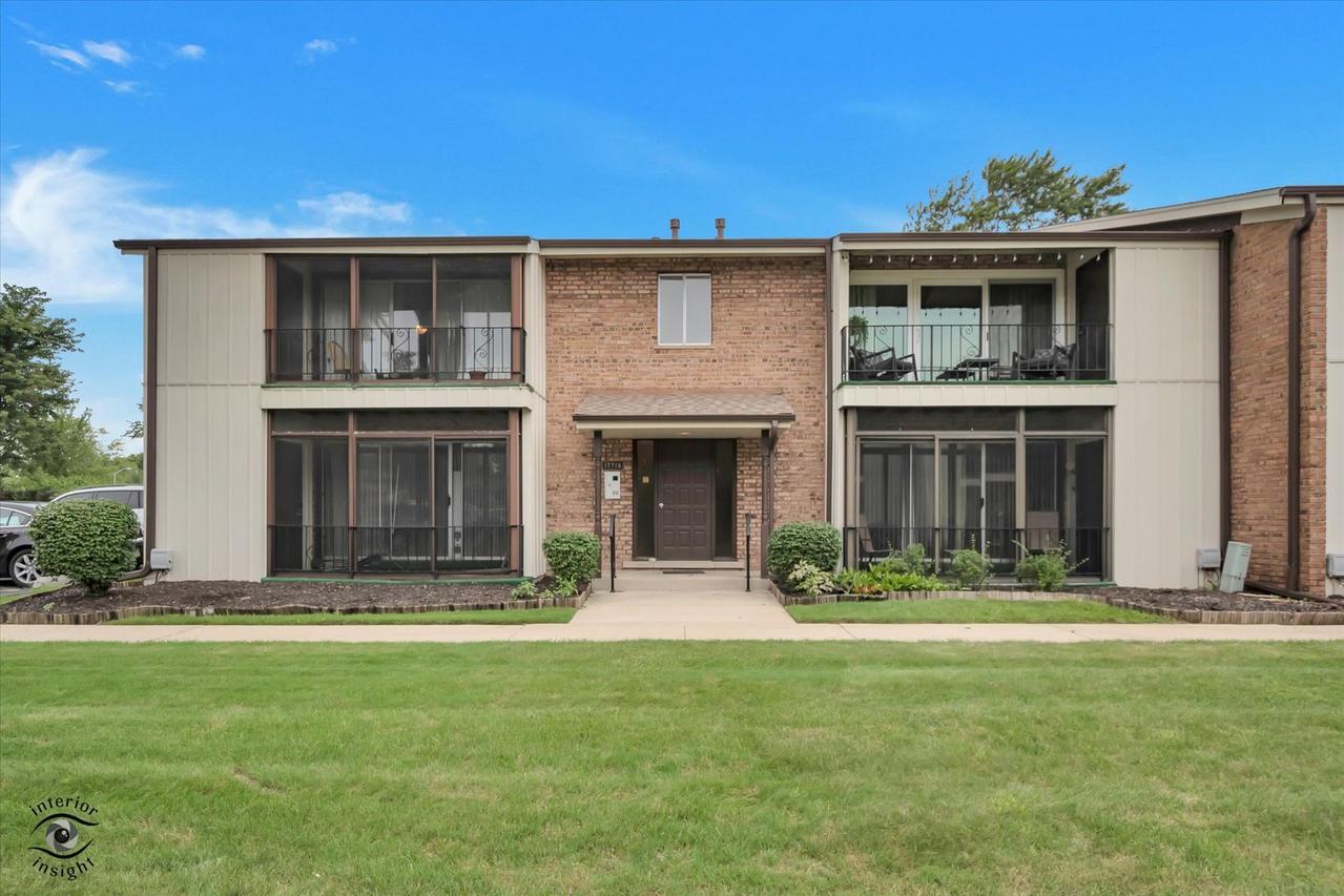17713 Harlem Ave. #15, Tinley Park, IL 60477