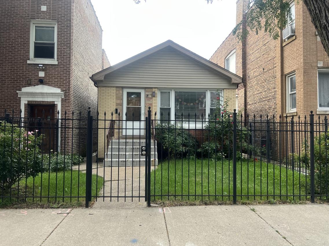 1504 N Kolin Ave., Chicago, IL 60651
