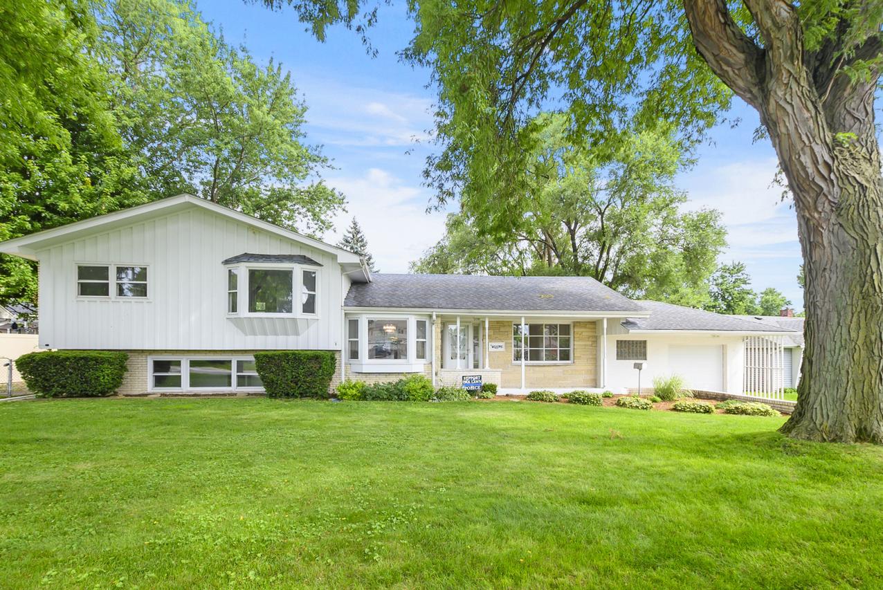 4915 Spring Rd., Oak Lawn, IL 60453