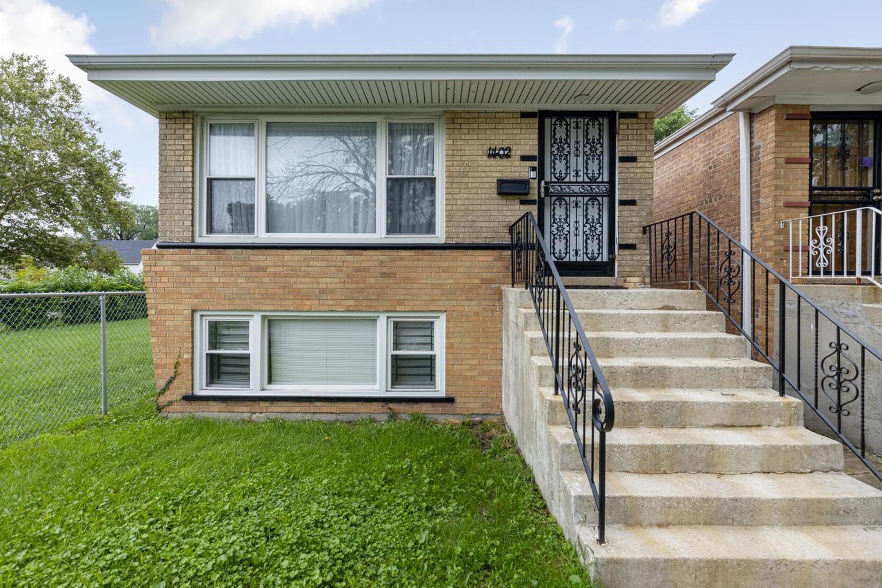 1402 E 76th St., Chicago, IL 60619