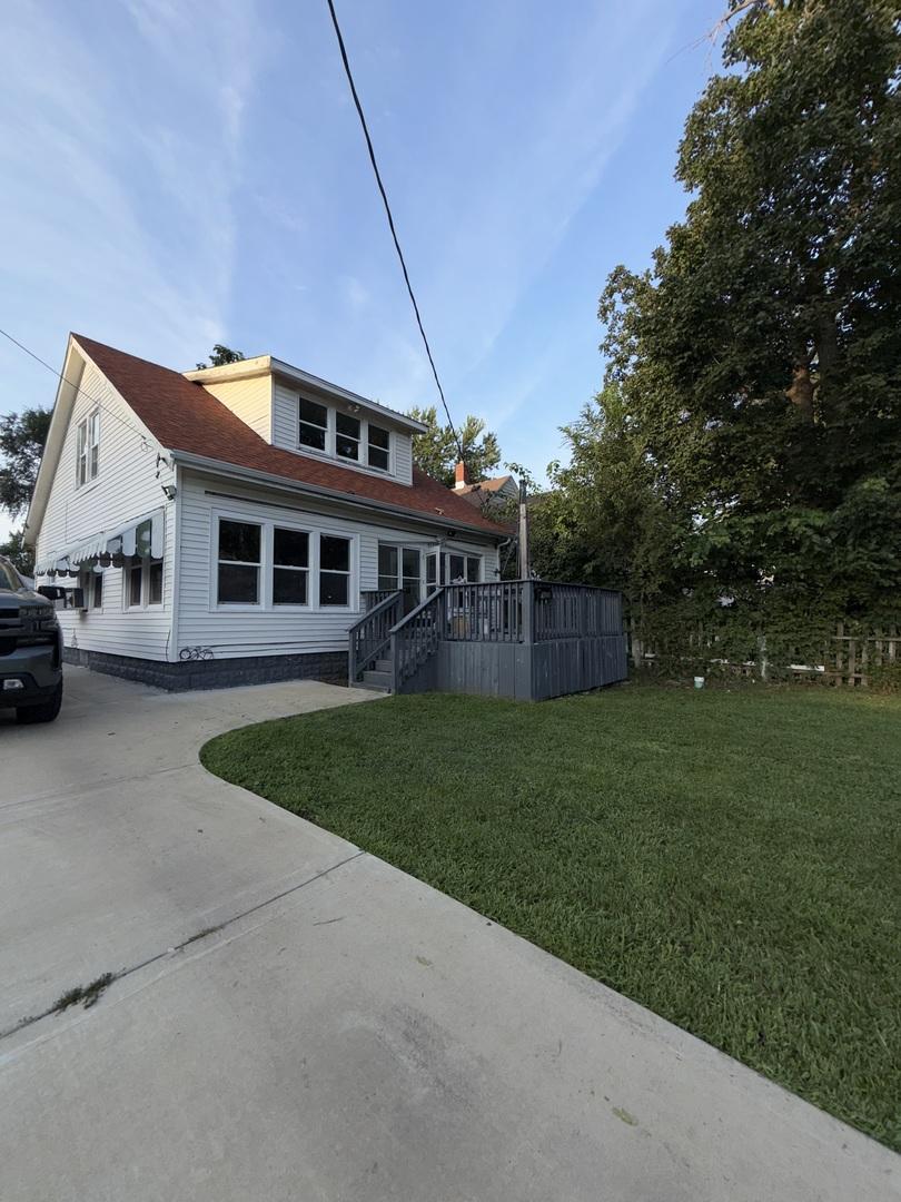 905 E Virginia Ave., Peoria, IL 61603
