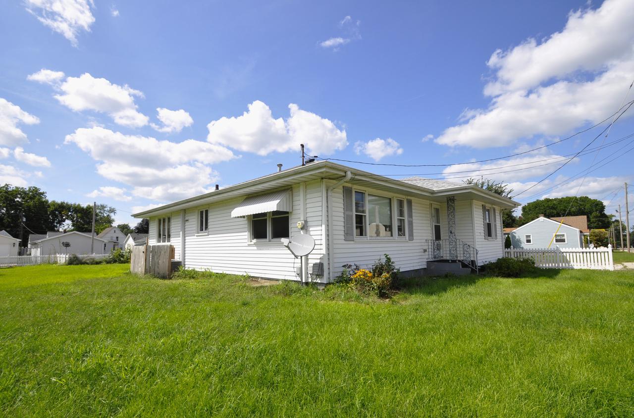 1015 1st Ave., Ottawa, IL 61350