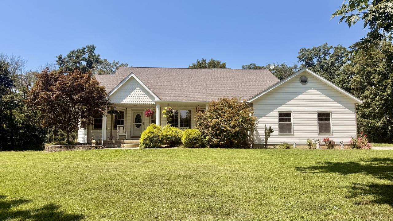 18205 Irvington Rd., Centralia, IL 62801