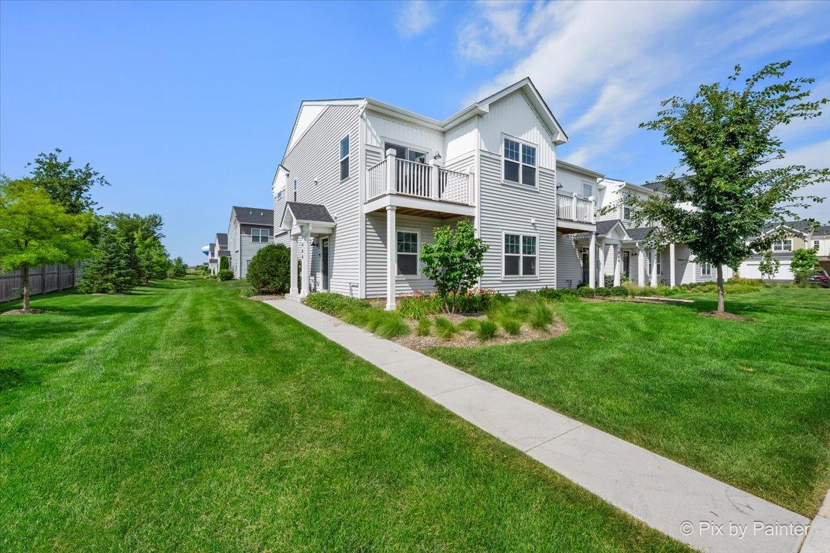 466 Comstock Rd., South Elgin, IL 60177