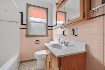 3222 N Natchez Ave., Chicago, IL 60634