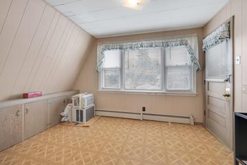 3222 N Natchez Ave., Chicago, IL 60634