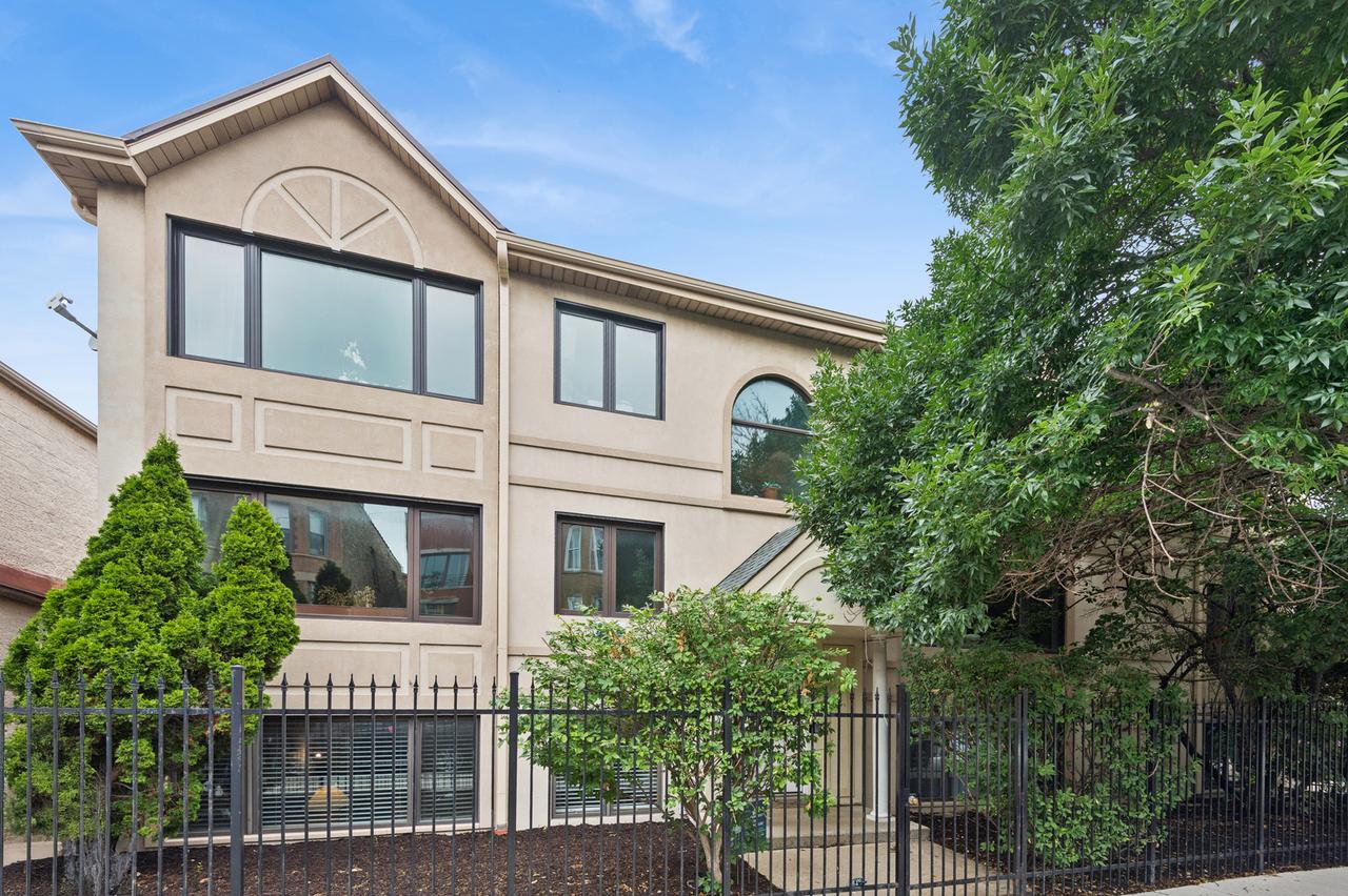 2112 W Armitage Ave. #GS, Chicago, IL 60647