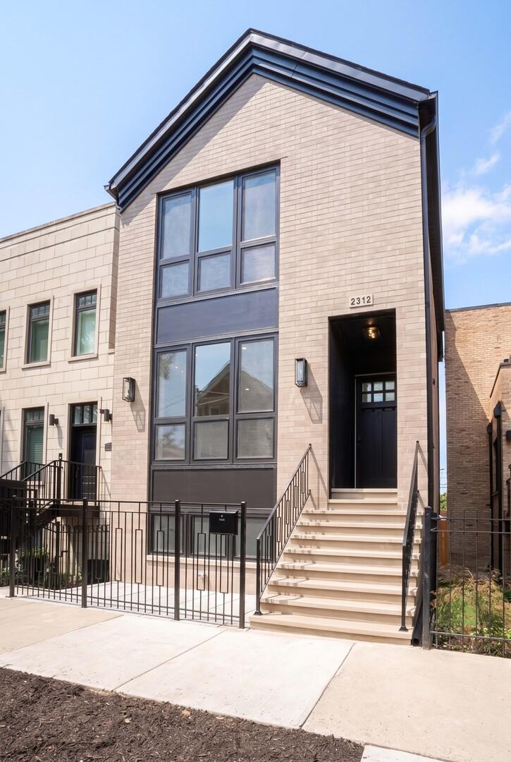 2312 N Oakley Ave., Chicago, IL 60647