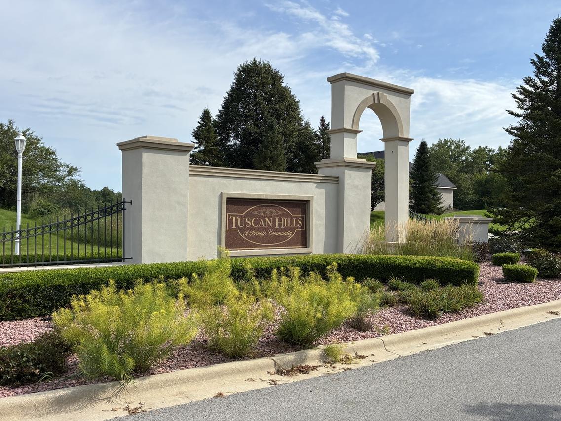 25135 S Tuscany Dr., Monee, IL 60449