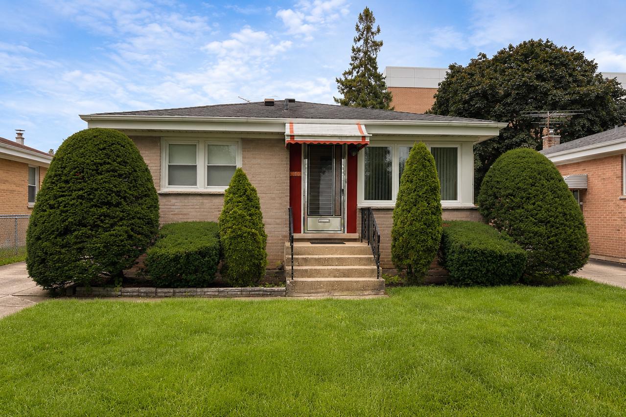 4505 N Oriole Ave., Norridge, IL 60706