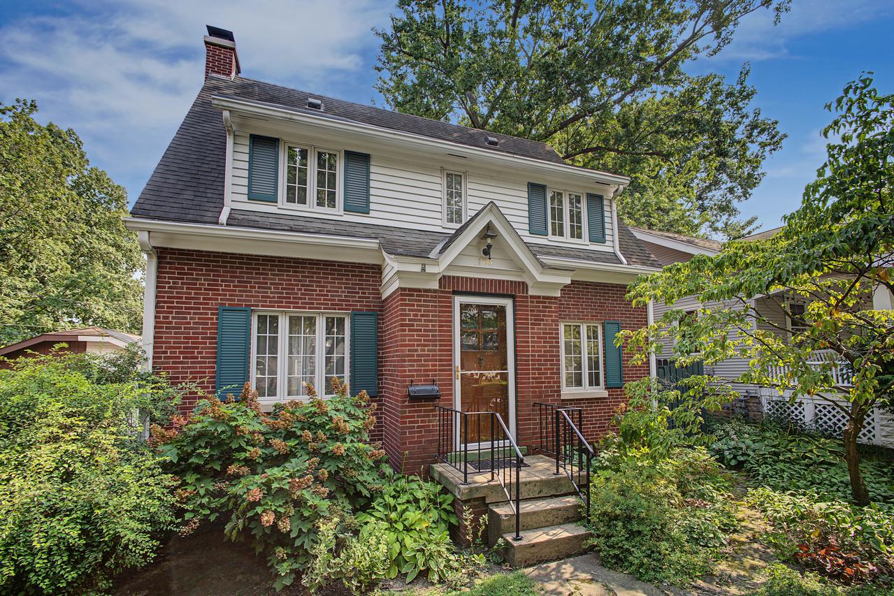 703 Arlington Ct., Champaign, IL 61820