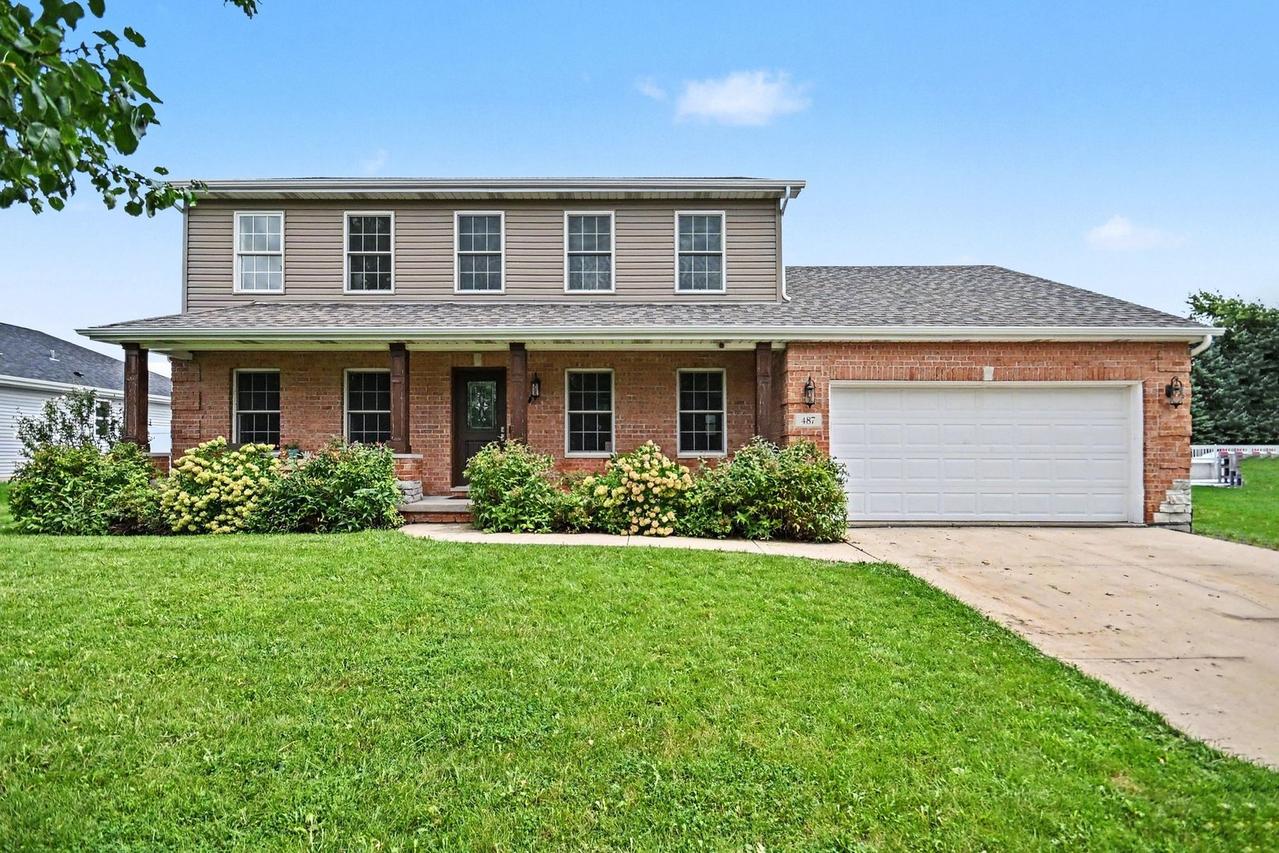 487 Locust Ln., Peotone, IL 60468