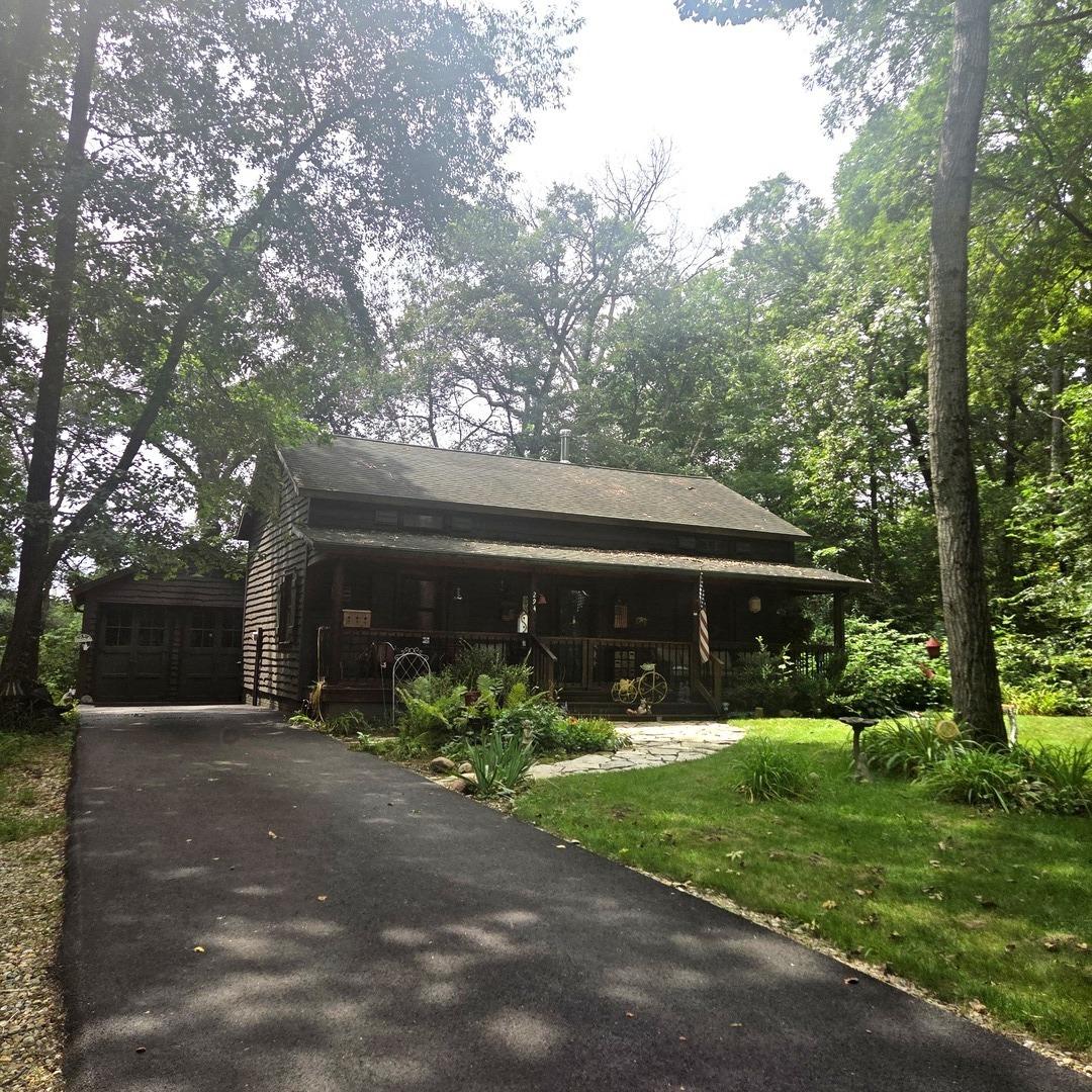 294 Lake Thunderbird Dr., Putnam, IL 61560