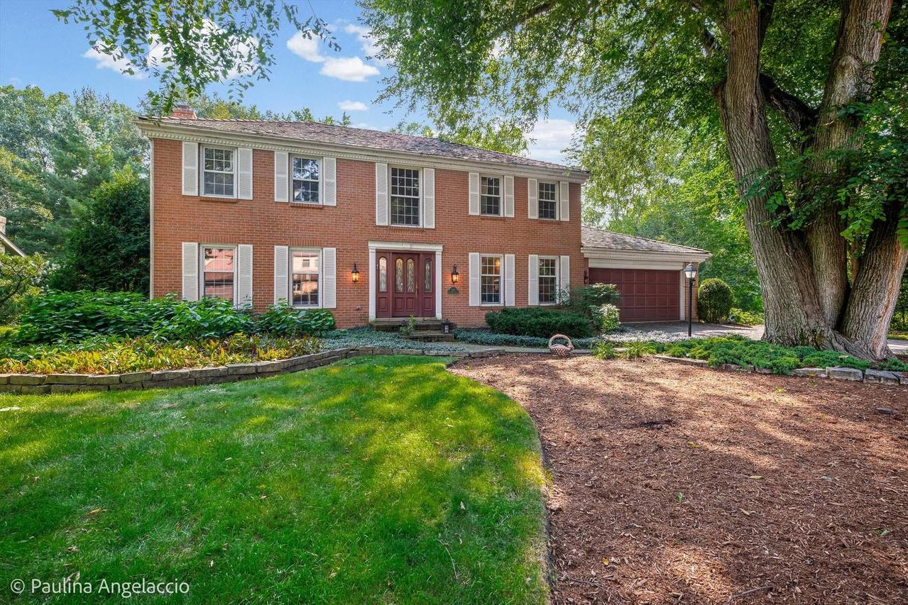 505 Old Mill Rd., Barrington, IL 60010