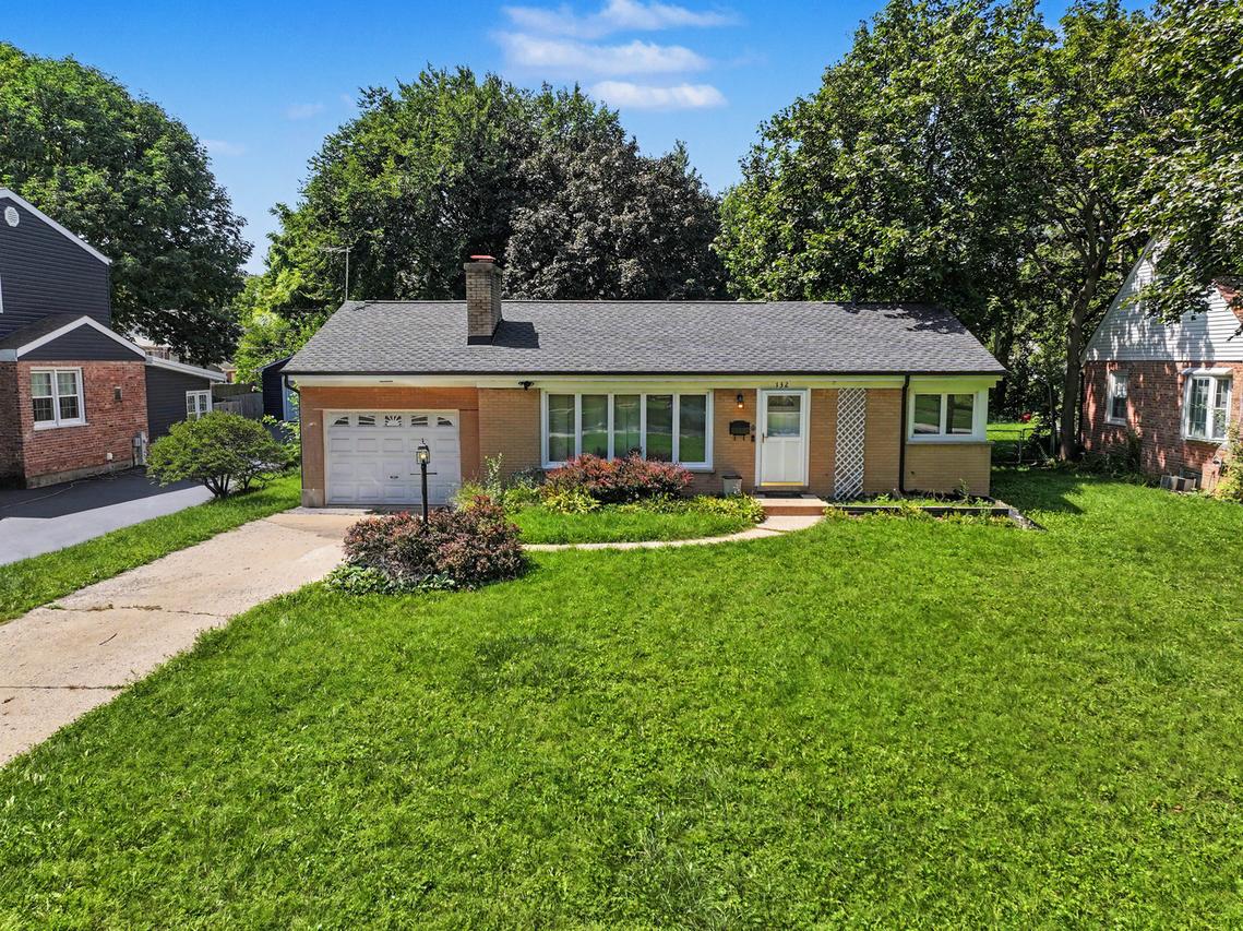 132 S Greenwood Ave., Palatine, IL 60074