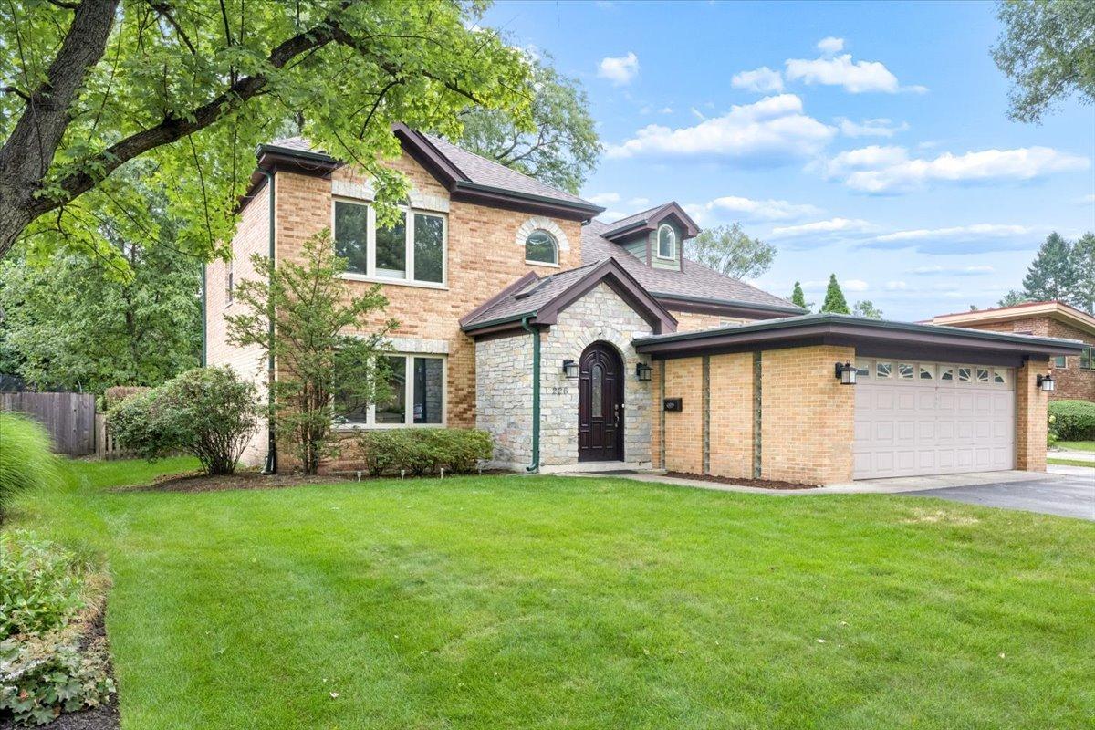 226 Sunset Dr., Wilmette, IL 60091