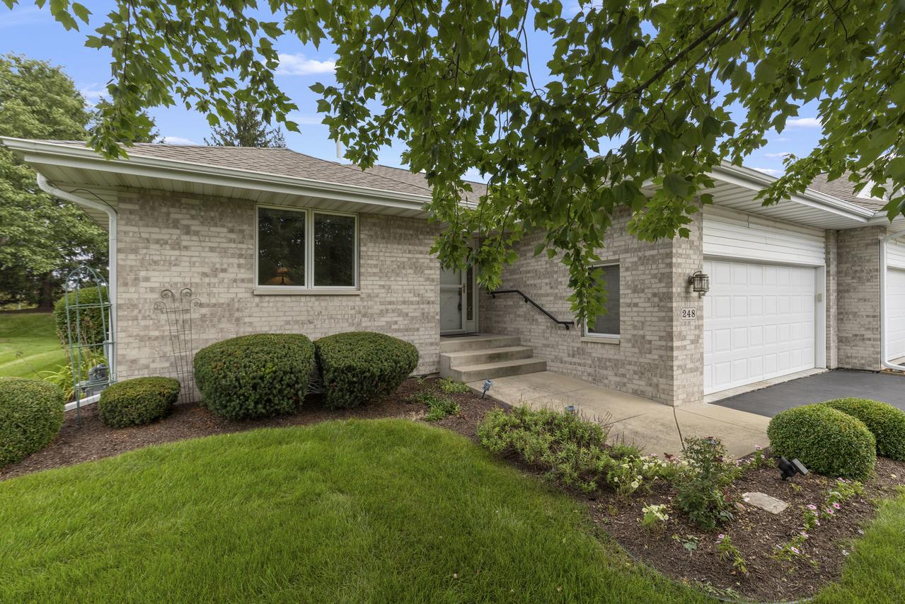 248 Nelson Pkwy., Cherry Valley, IL 61016