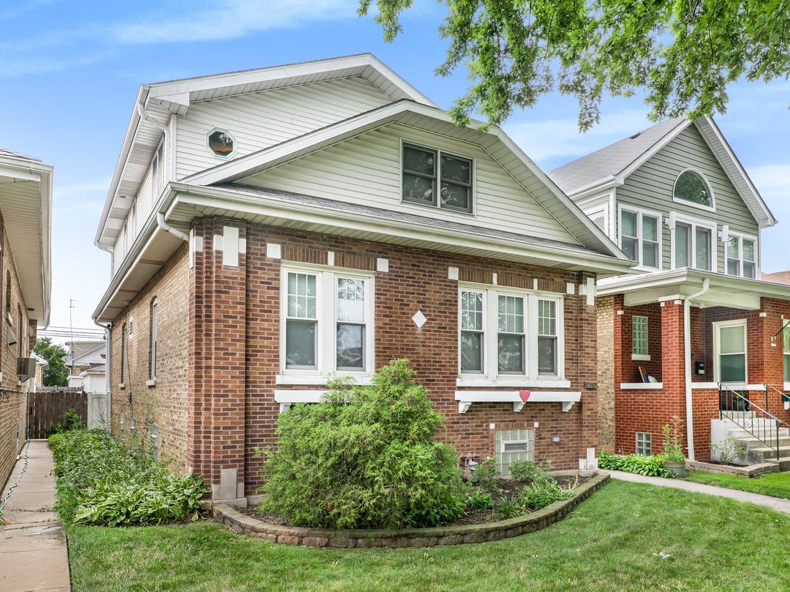 6118 W Grace St., Chicago, IL 60634