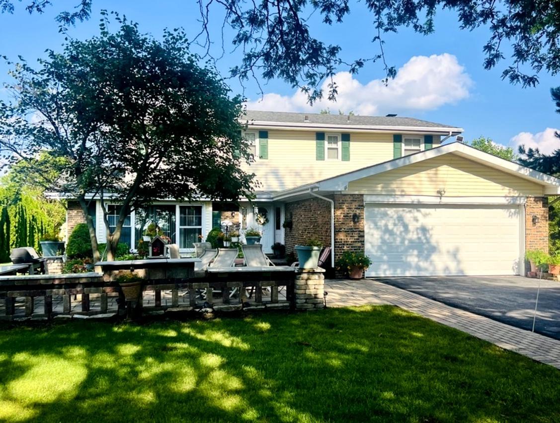 23131 S Volbrecht Rd., Crete, IL 60417