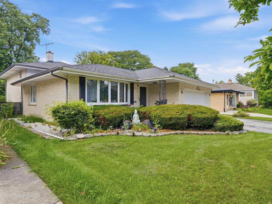 4308 Elm Ave., Brookfield, IL 60513