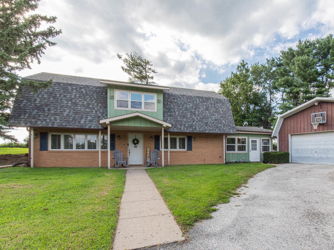 13953 2100 North Ave., Princeton, IL 61356