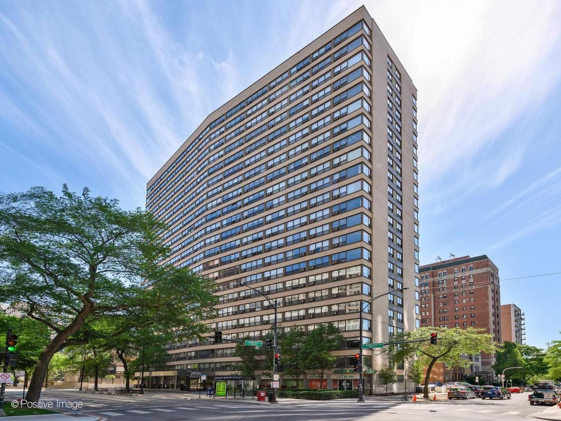 2930 N Sheridan Rd. #1107, Chicago, IL 60657