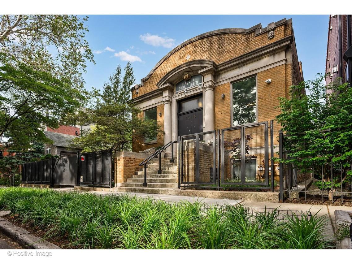 1019 N Wolcott Ave., Chicago, IL 60622