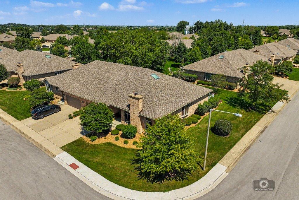 21243 Arbour Walk Dr., Frankfort, IL 60423