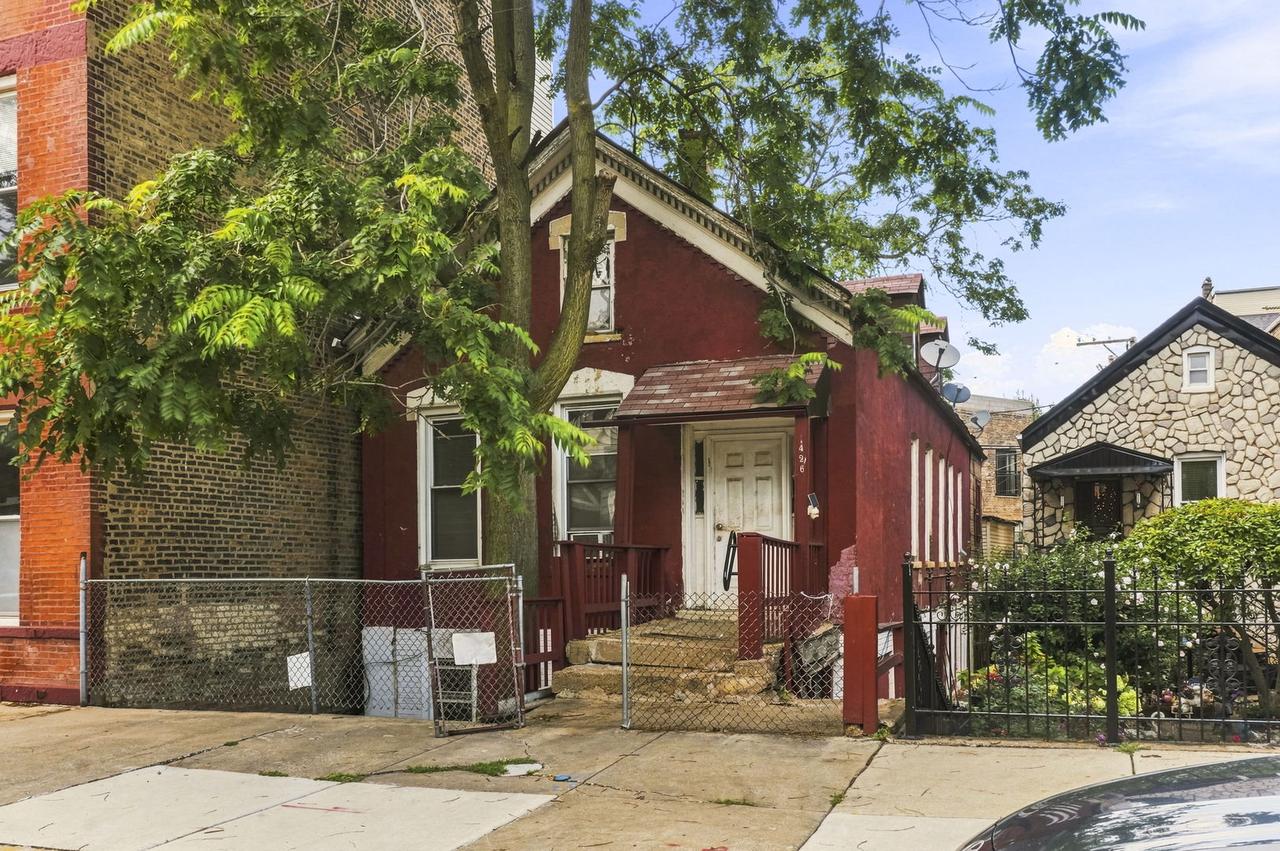 1426 W Cullerton St., Chicago, IL 60608
