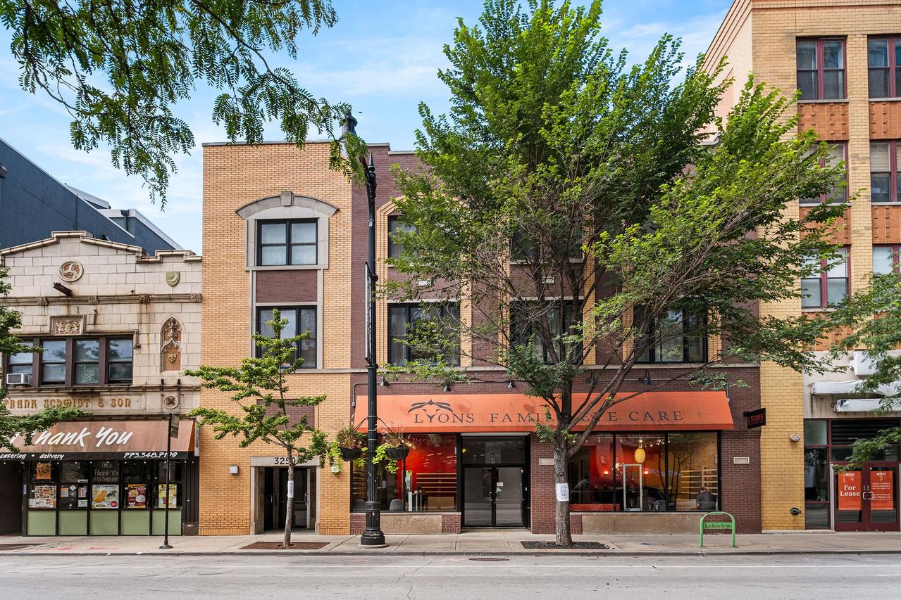 3250 N Lincoln Ave. #C, Chicago, IL 60657