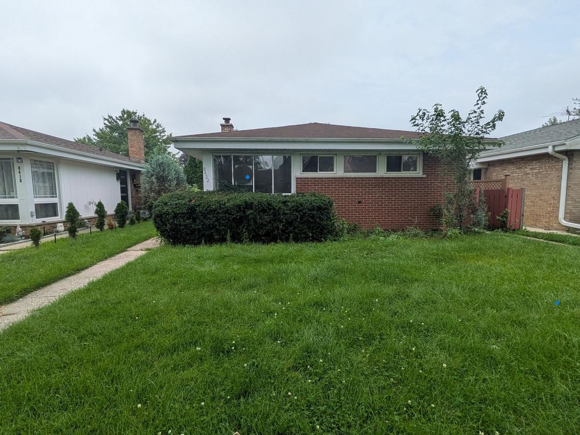 8422 Harding Ave., Skokie, IL 60076