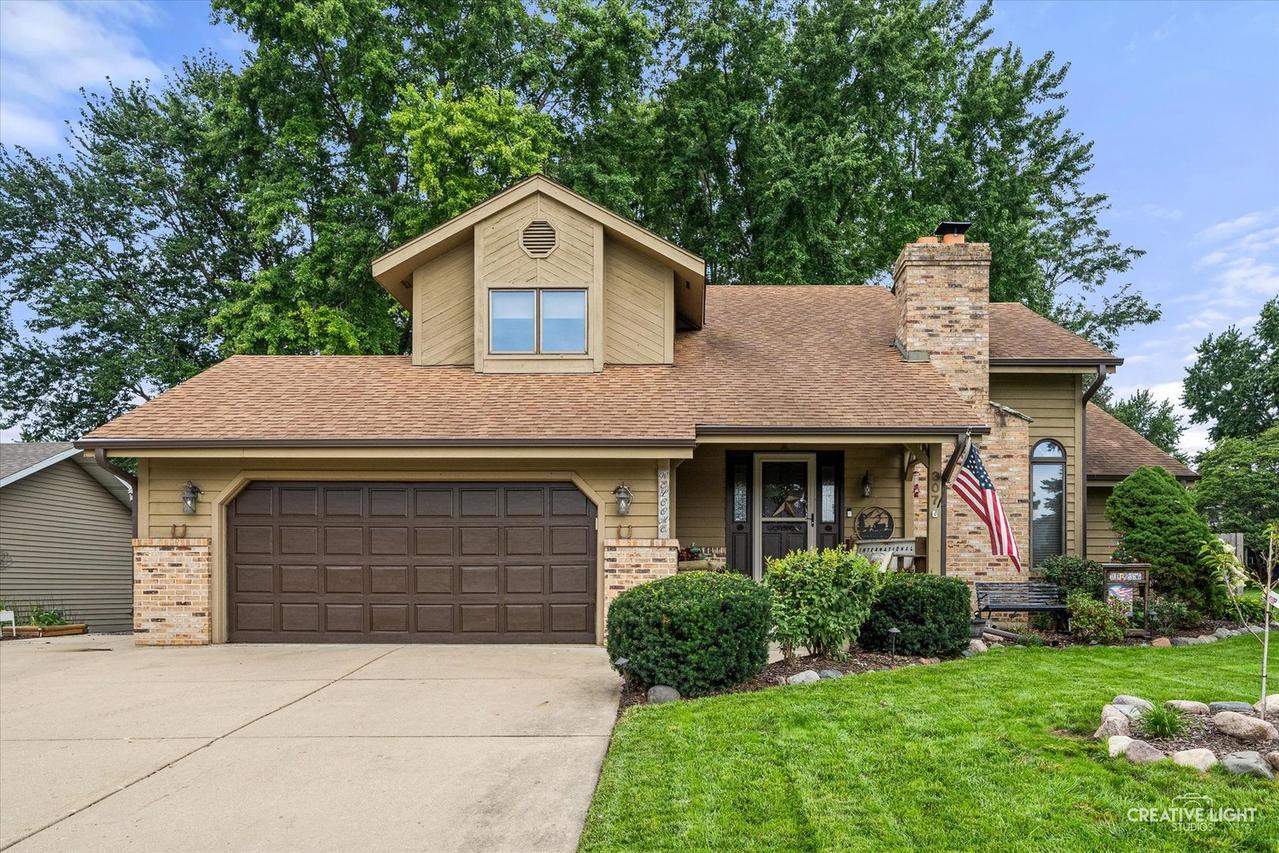 307 Woodworth St., Yorkville, IL 60560