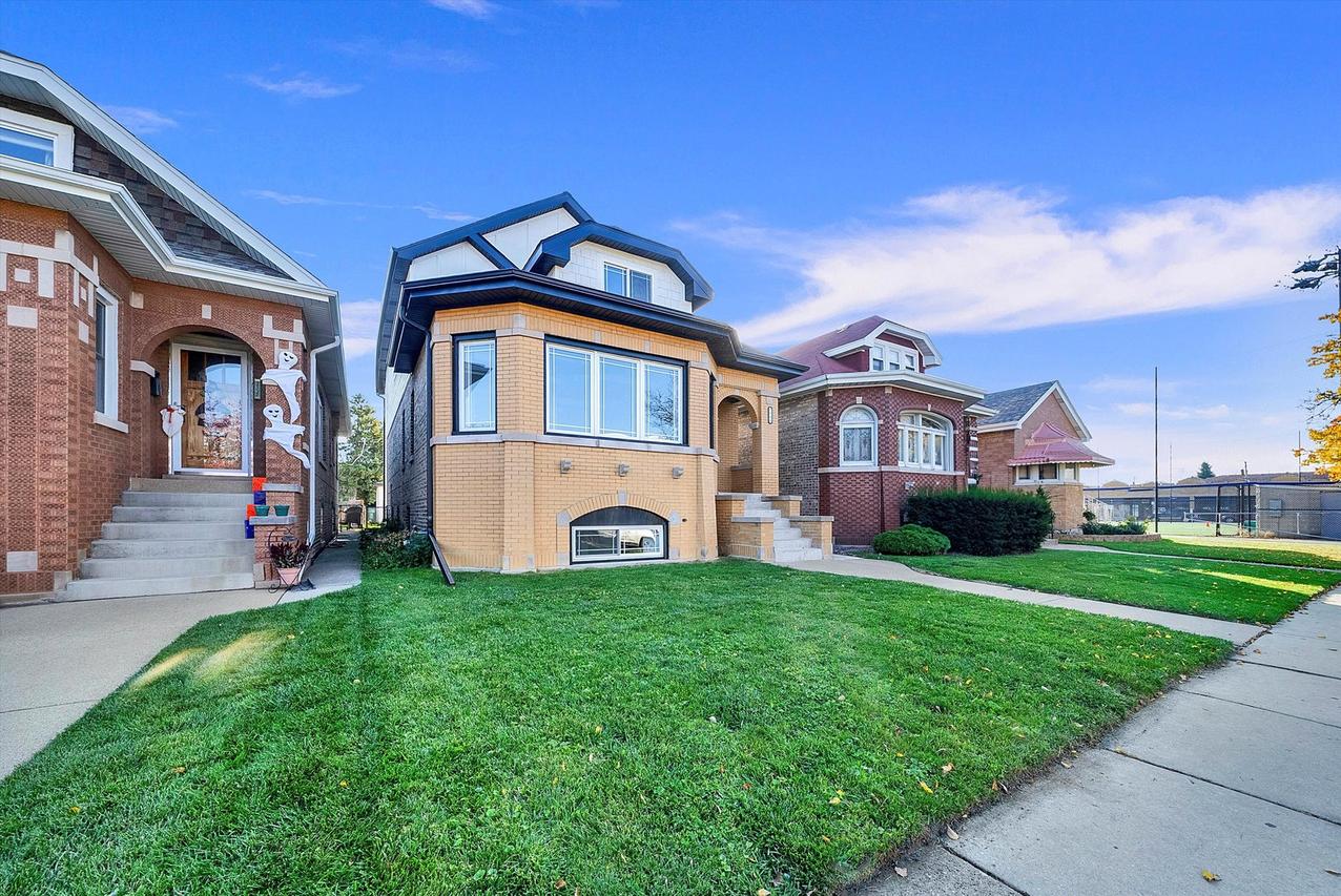 1531 Wenonah Ave., Berwyn, IL 60402