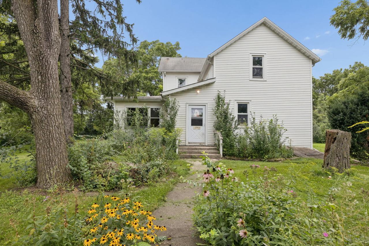 12900 S 94th Ave., Palos Park, IL 60464