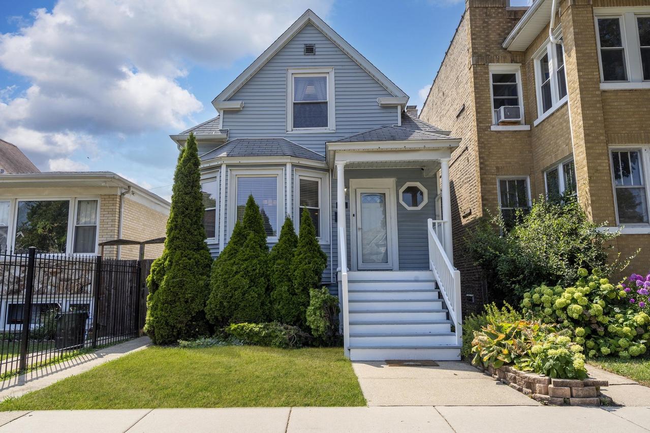 4738 N Springfield Ave., Chicago, IL 60625