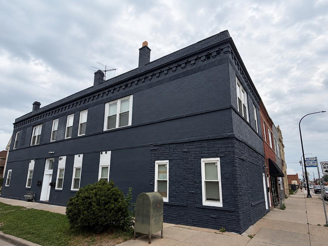 2301 S Laramie Ave., Cicero, IL 60804