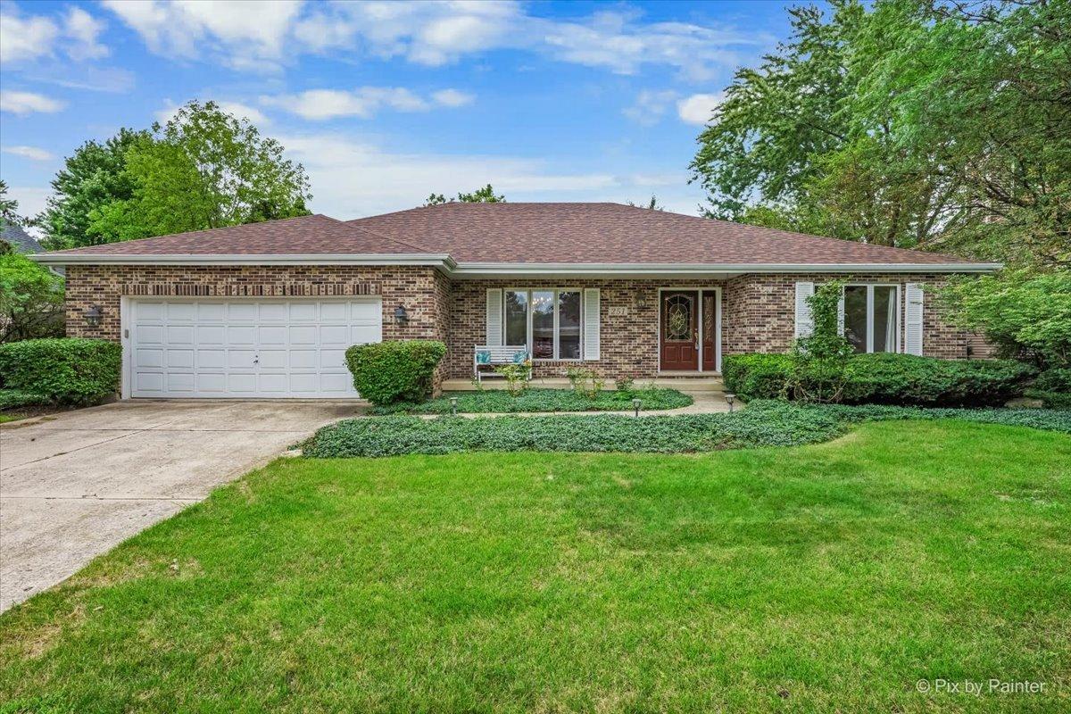 251 N Cambridge Dr., Geneva, IL 60134