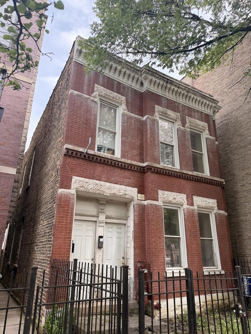 1003 N Francisco Ave., Chicago, IL 60622