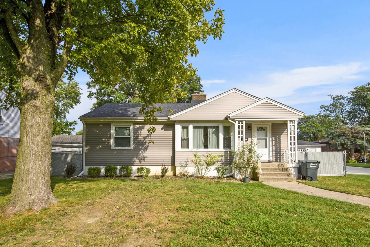 17531 Henry St., Lansing, IL 60438