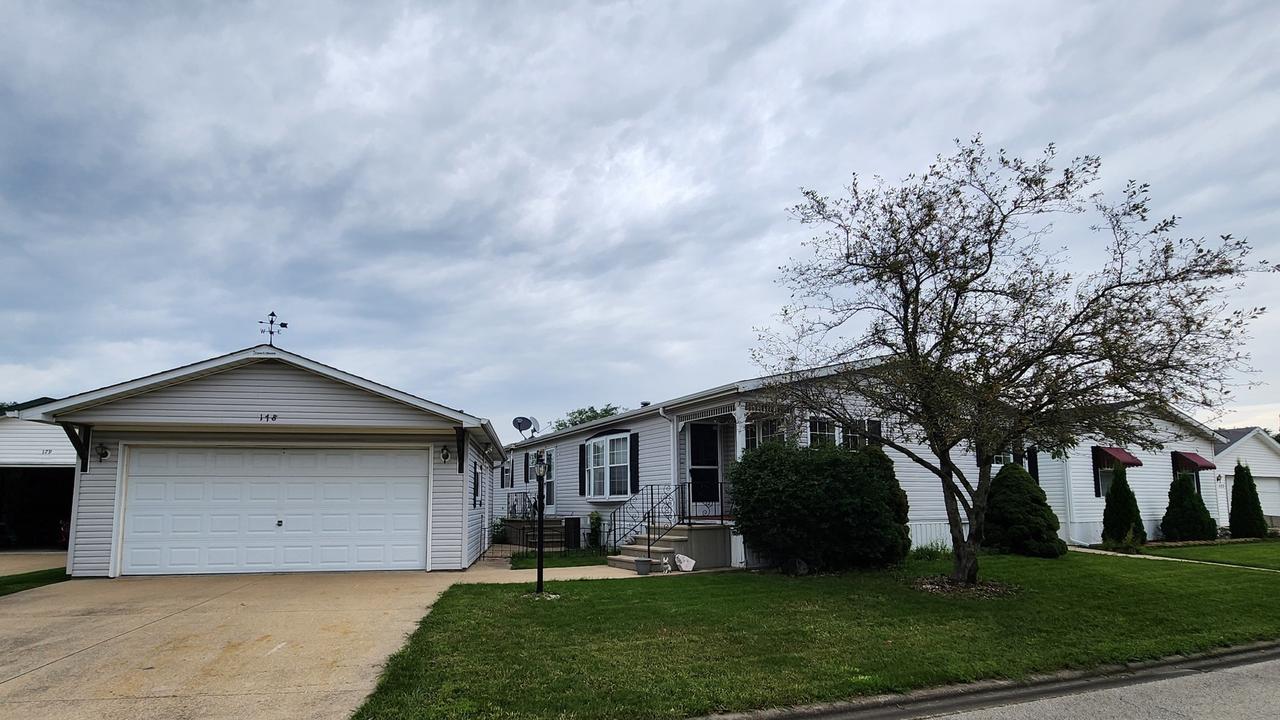 178 Norway Dr., Manteno, IL 60950
