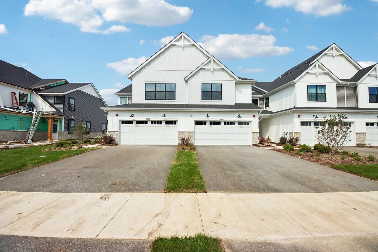 15451 W Amelia Cir., Lockport, IL 60441