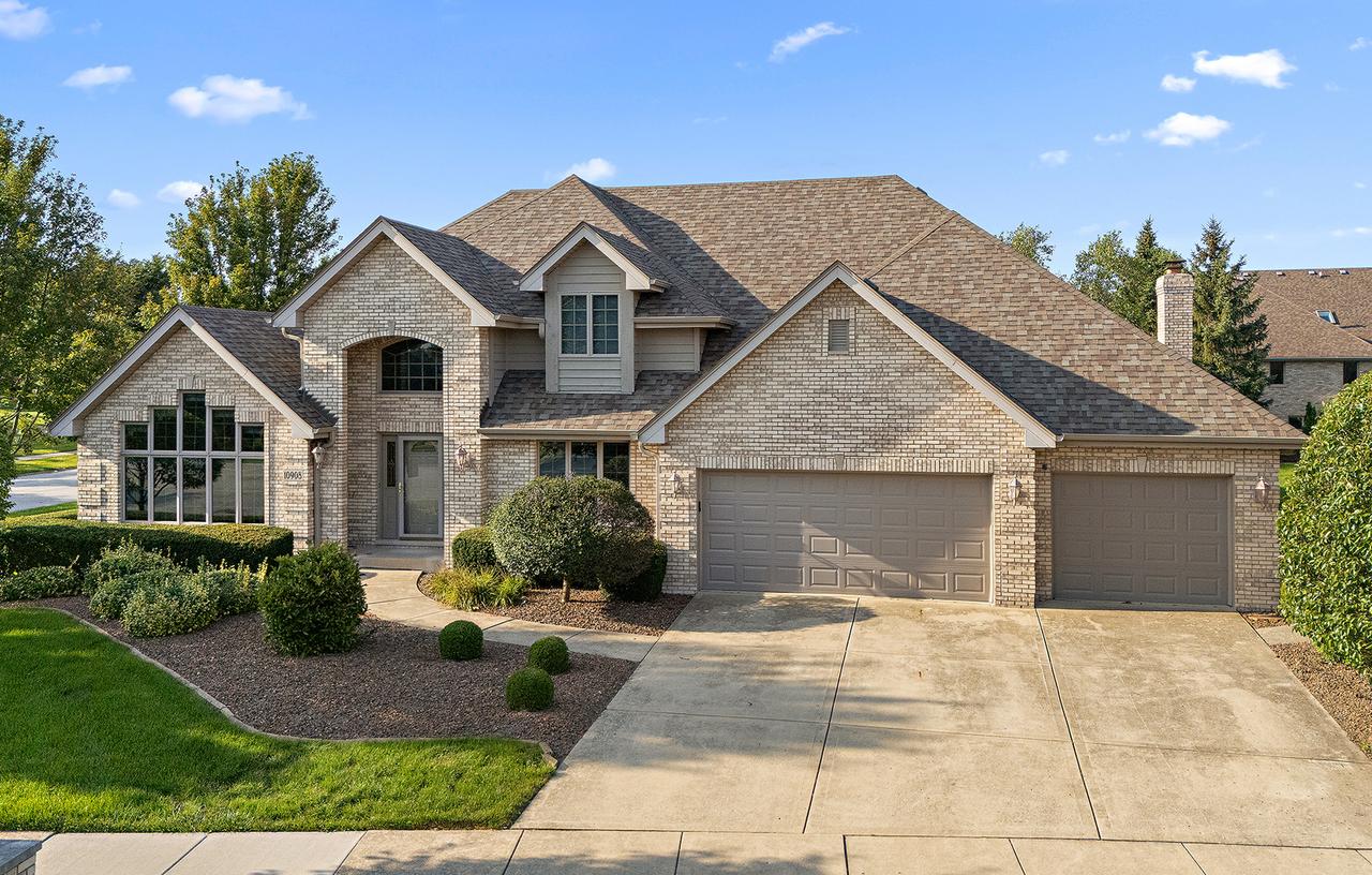 10908 Deer Point Dr., Orland Park, IL 60467