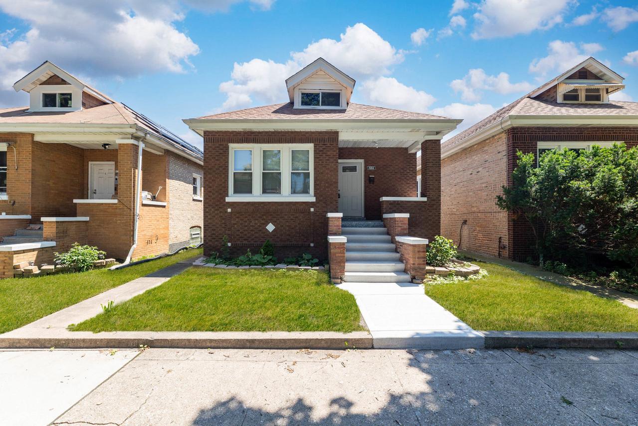 5535 S Fairfield Ave., Chicago, IL 60629