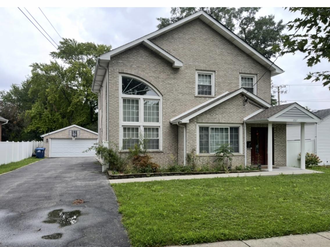 1787 Webster Ln., Des Plaines, IL 60018