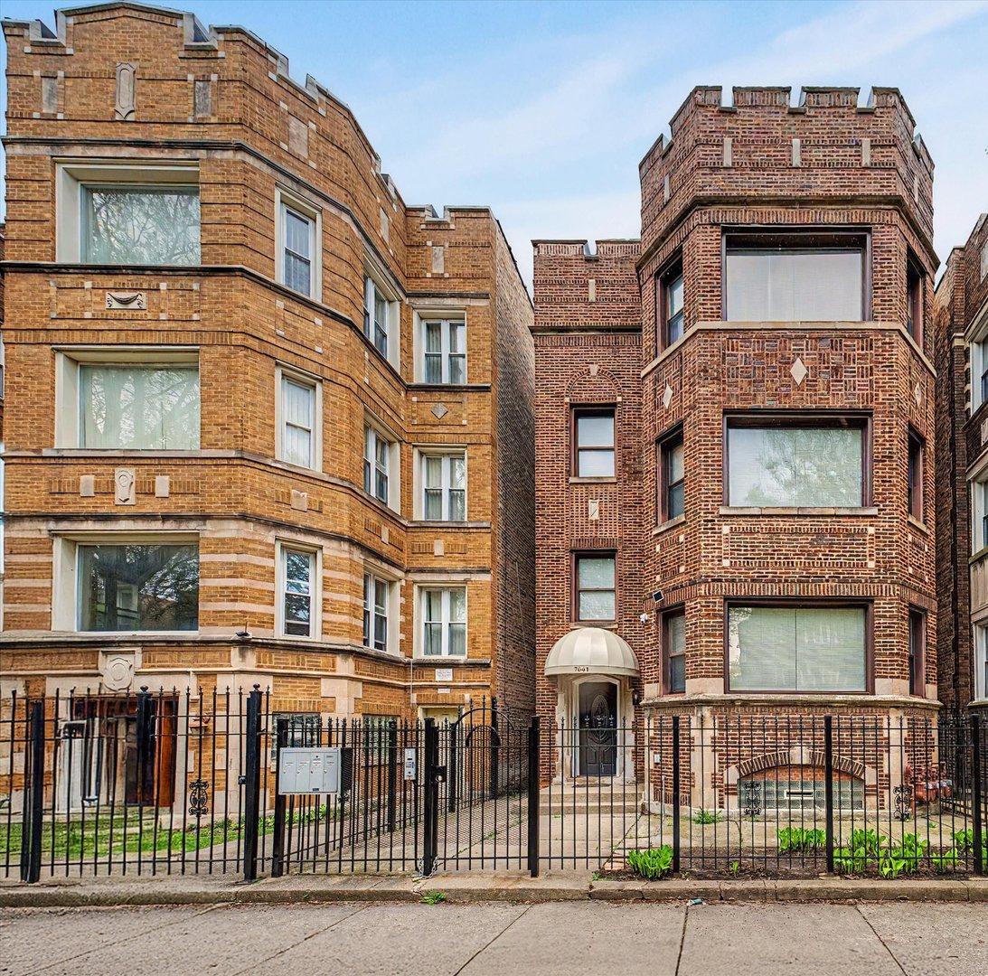 7641 S Phillips Ave., Chicago, IL 60649