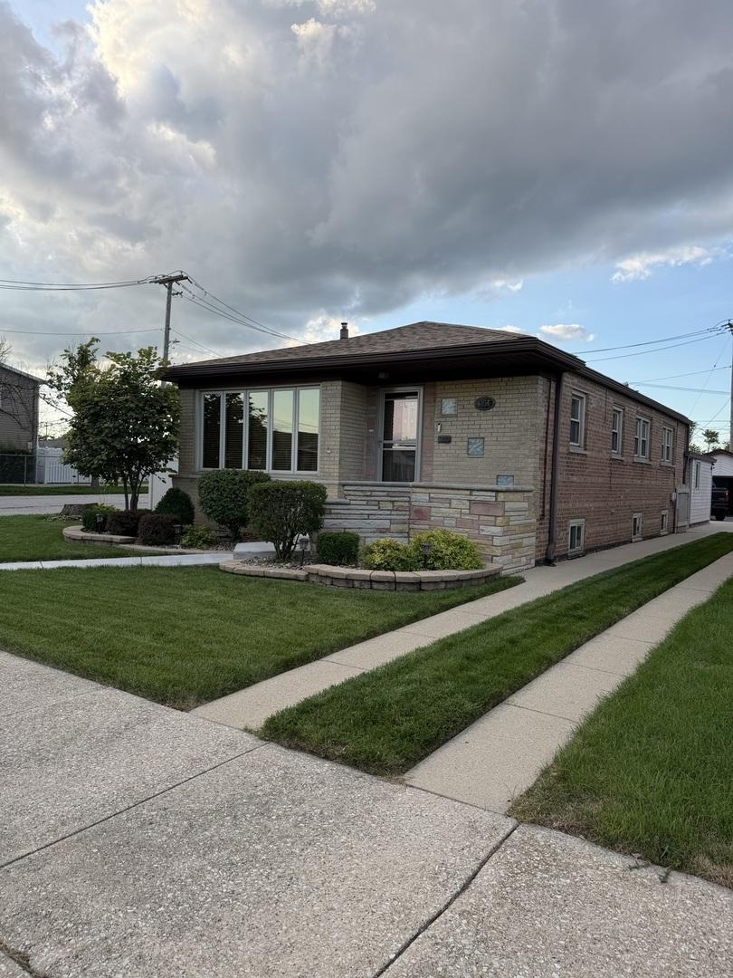 6056 W 60th St., Chicago, IL 60638