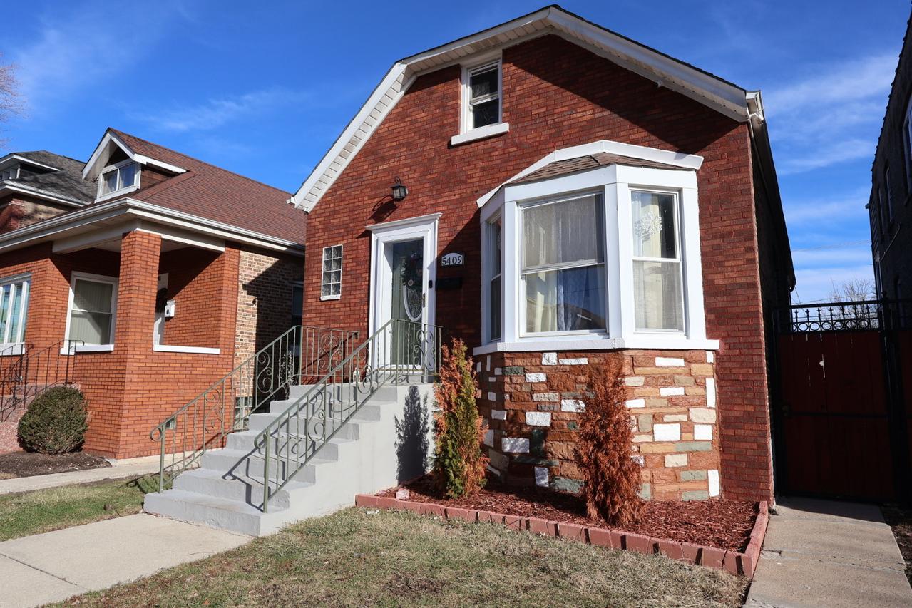 5409 S Sawyer Ave., Chicago, IL 60632