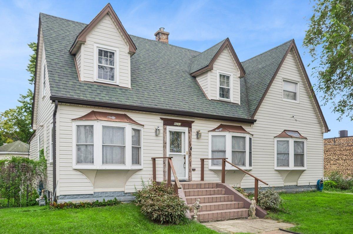 8233 Austin Ave., Morton Grove, IL 60053