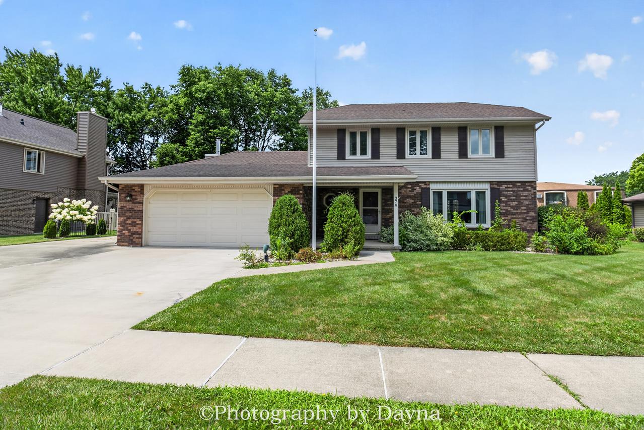 379 Fox Trail Dr., Bourbonnais, IL 60914